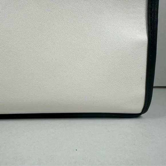 Loungefly Disney The Nightmare Before Christmas Heart Logo Set - Picture 9 of 10